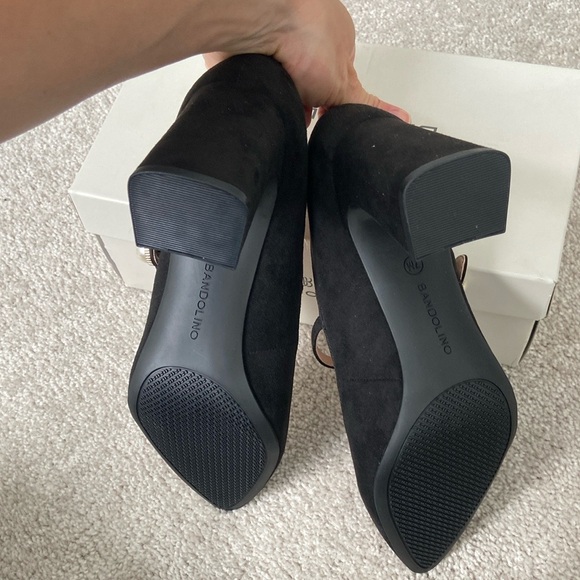 New Size 7. Bandolino Black Suede Chunky Heel Mary Jane Shoes with pearl button. - Picture 3 of 5